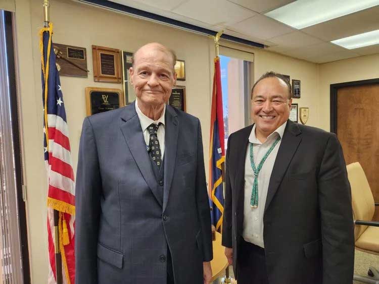 Navajo-school-districts-celebrate-major-gains Navajo-school-districts-celebrate-major-gains